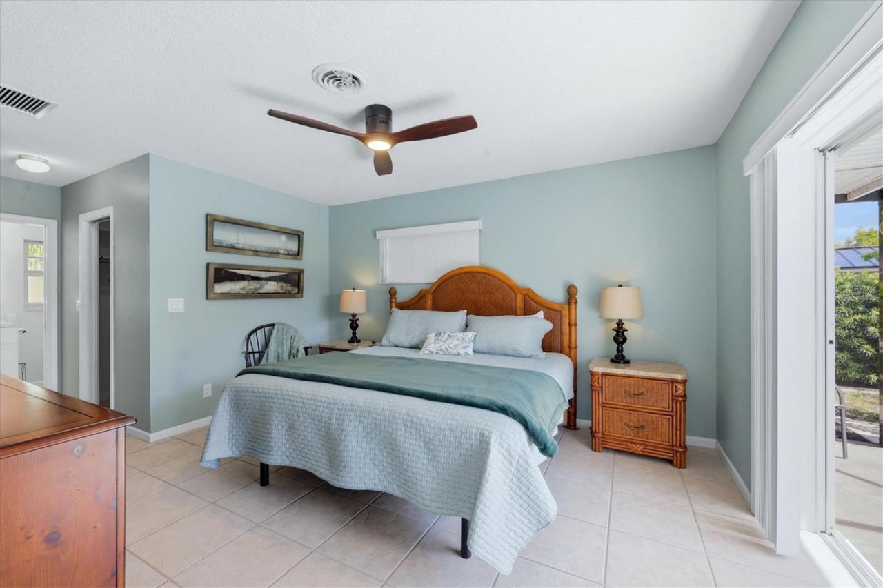 353 S Shore Drive, Osprey, FL 34229 Photo