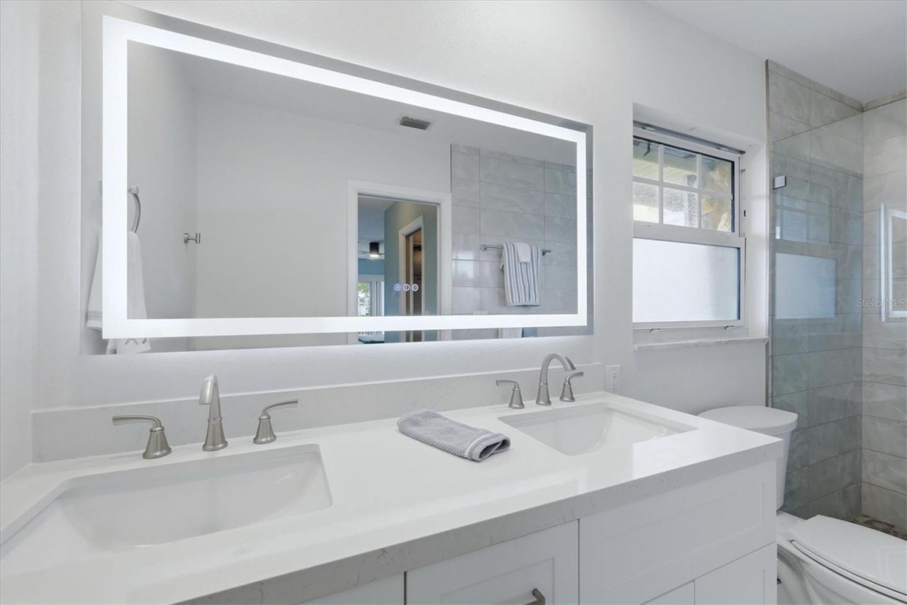 353 S Shore Drive, Osprey, FL 34229 Photo