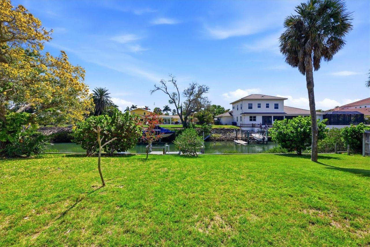 353 S Shore Drive, Osprey, FL 34229 Photo