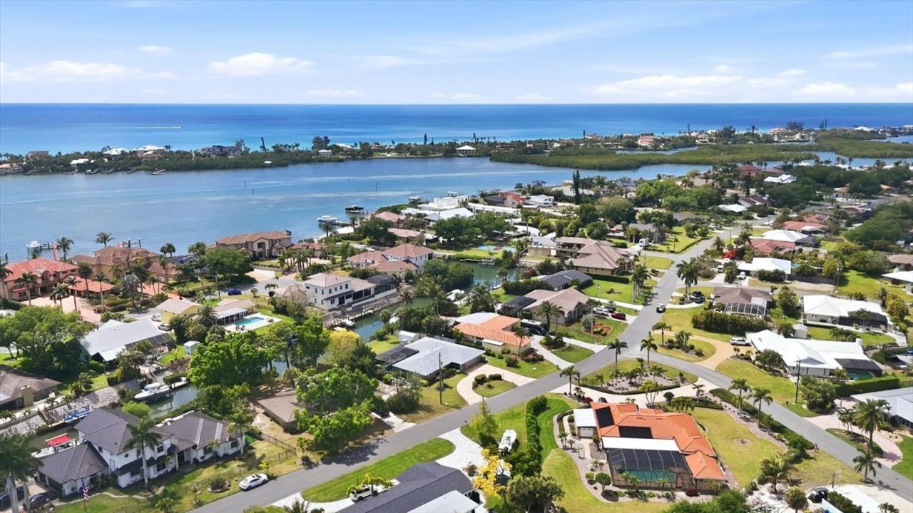 353 S Shore Drive, Osprey, FL 34229 Photo