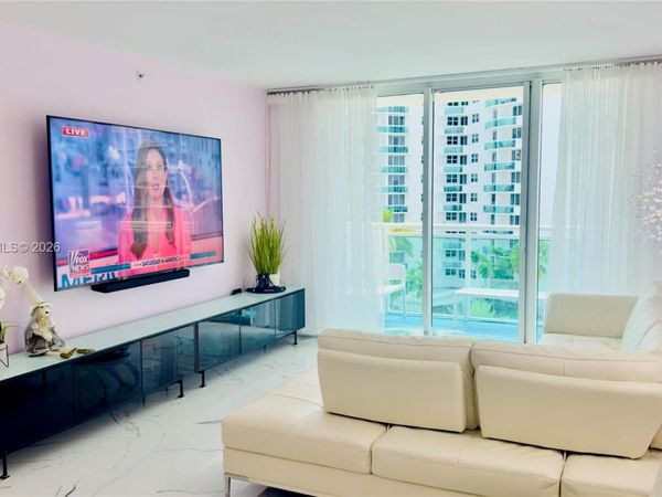 3000 S Ocean Dr, Unit 606, Hollywood, FL 33019