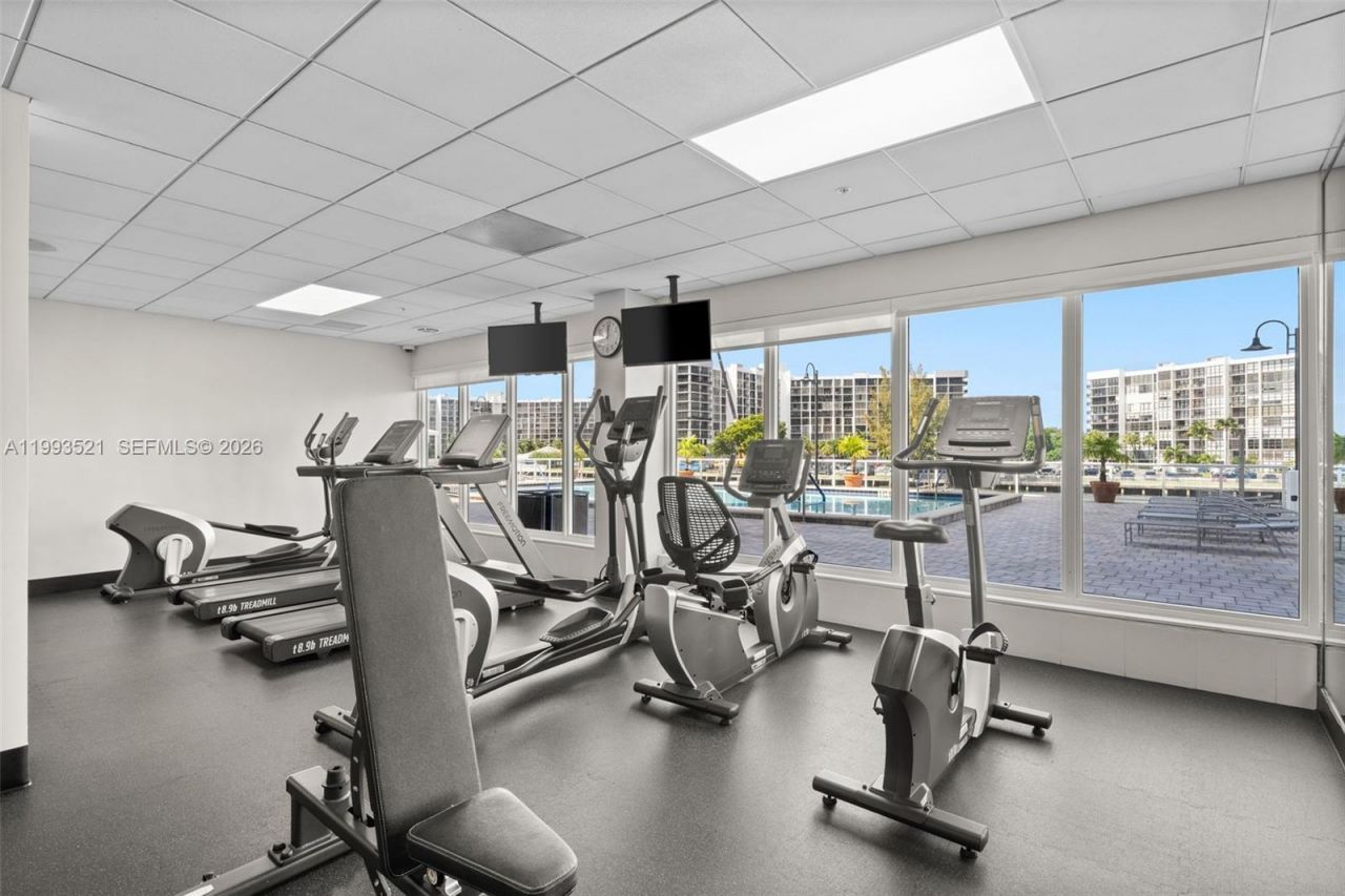 3000 S Ocean Dr, Unit 606, Hollywood, FL 33019 Photo