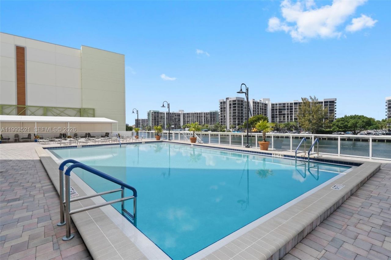 3000 S Ocean Dr, Unit 606, Hollywood, FL 33019 Photo