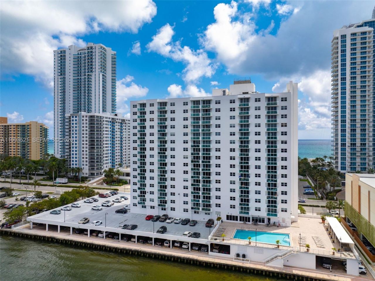 3000 S Ocean Dr, Unit 606, Hollywood, FL 33019 Photo