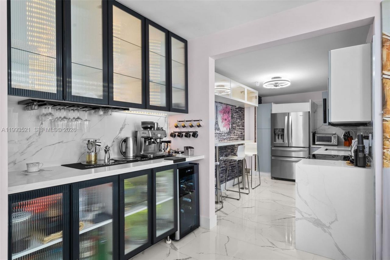 3000 S Ocean Dr, Unit 606, Hollywood, FL 33019 Photo