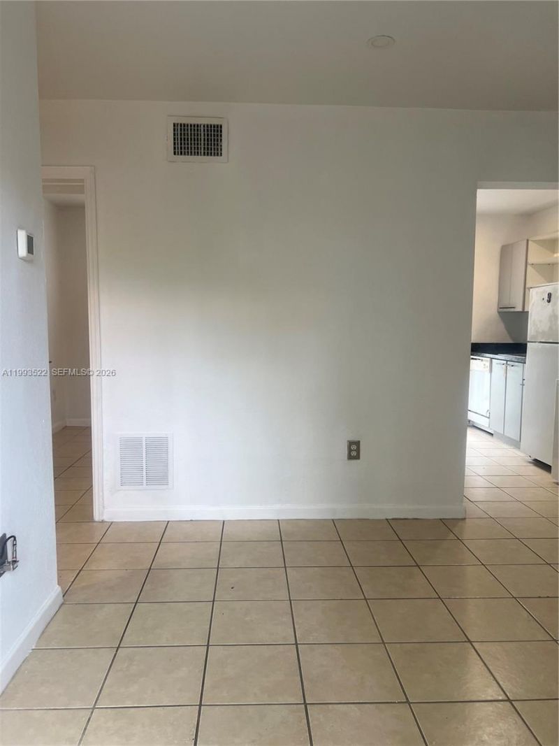 3680 Oak Ave , Unit 2, Miami, FL 33133 Photo