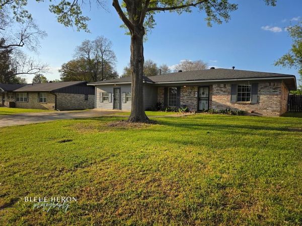 2042 Urbandale Street, Shreveport, LA 71118