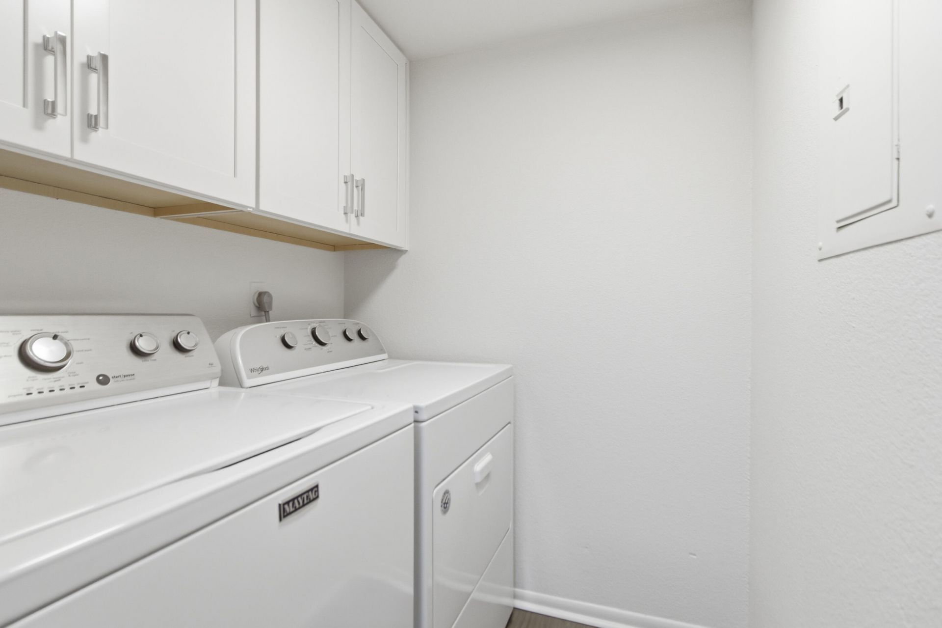 1481 Center Street Photo 13