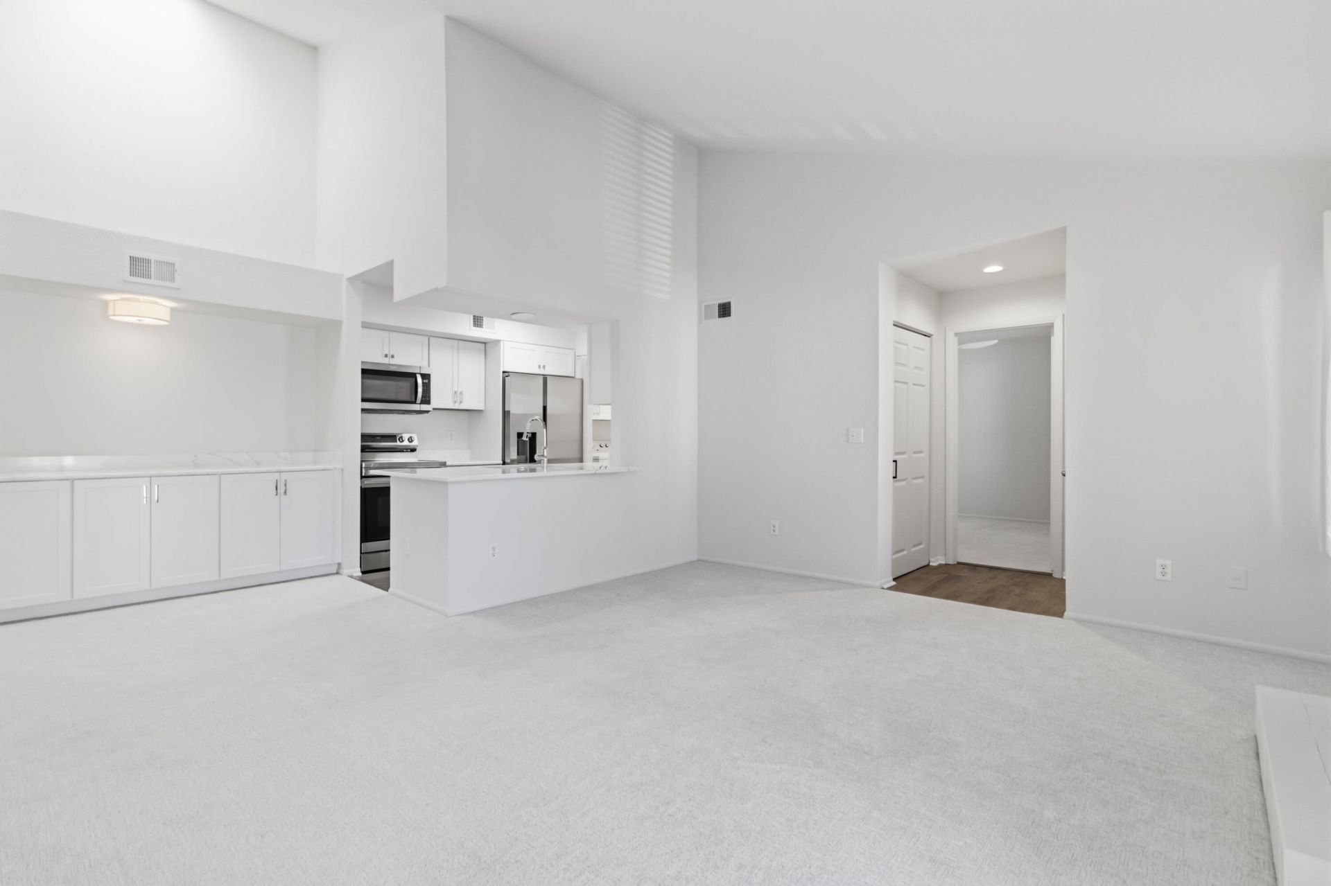 1481 Center Street Photo 6