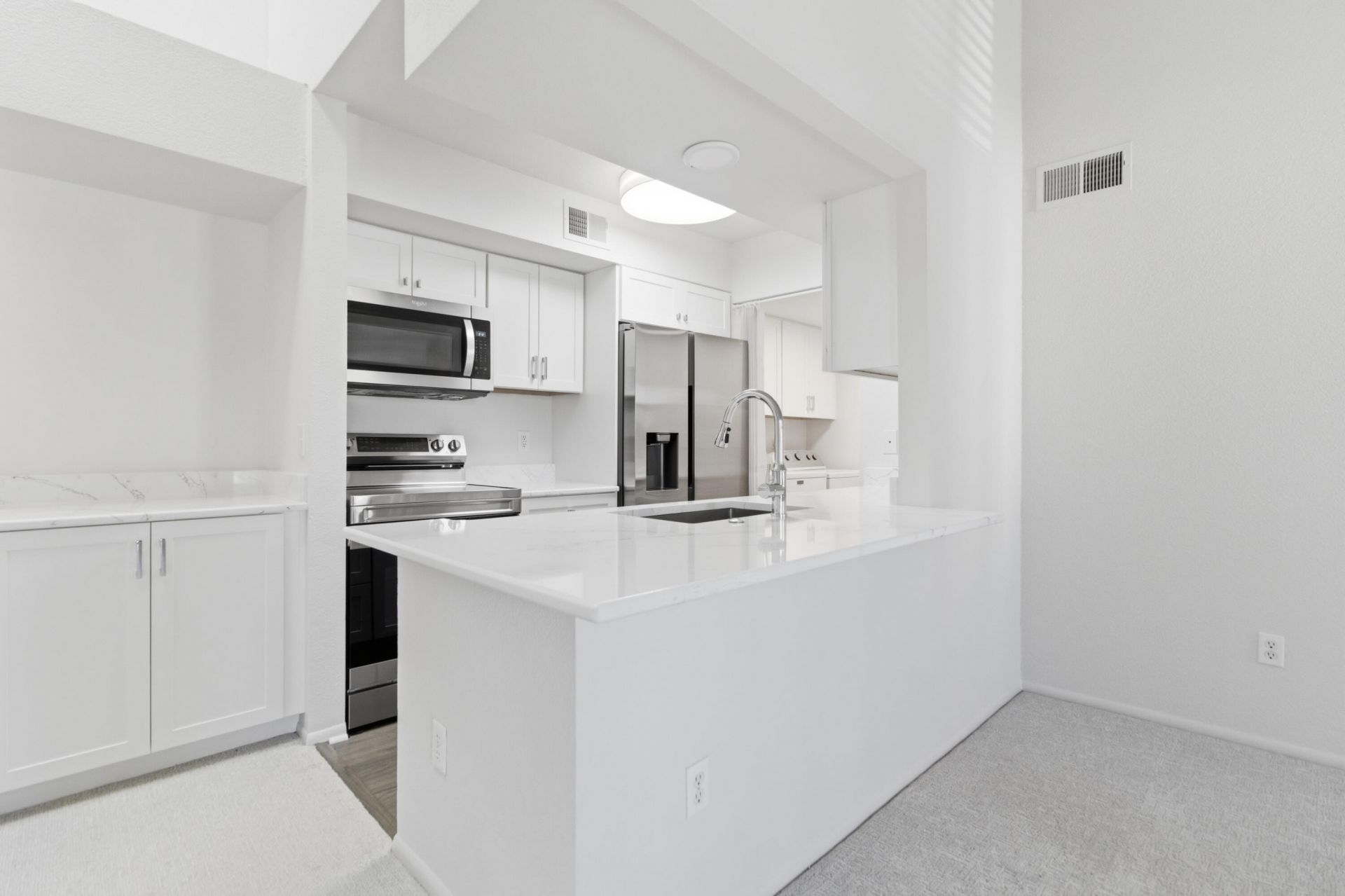 1481 Center Street Photo 7