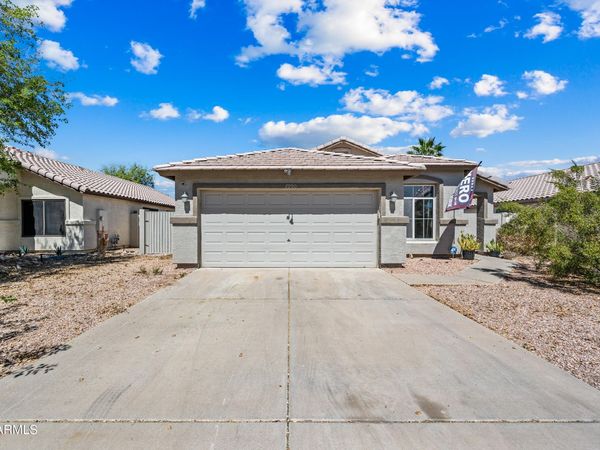 7990 W SOLANO Drive N, Glendale, AZ 85303