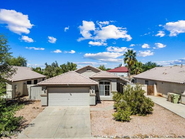 7990 W SOLANO Drive N, Glendale, AZ 85303