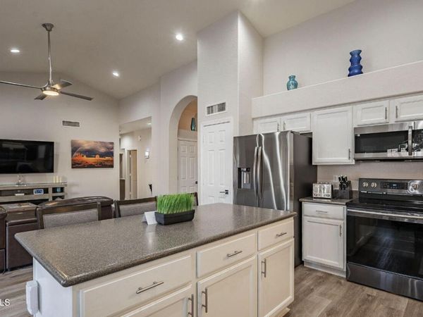 4637 E FERNWOOD Court, Cave Creek, AZ 85331