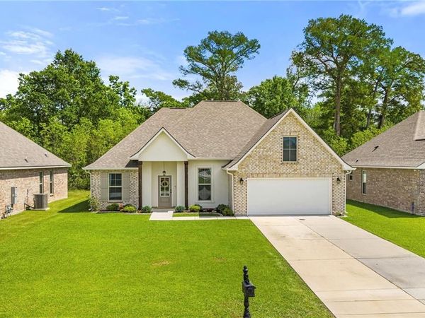 273 HIDDEN CYPRESS Drive , Belle Chasse, LA 70037