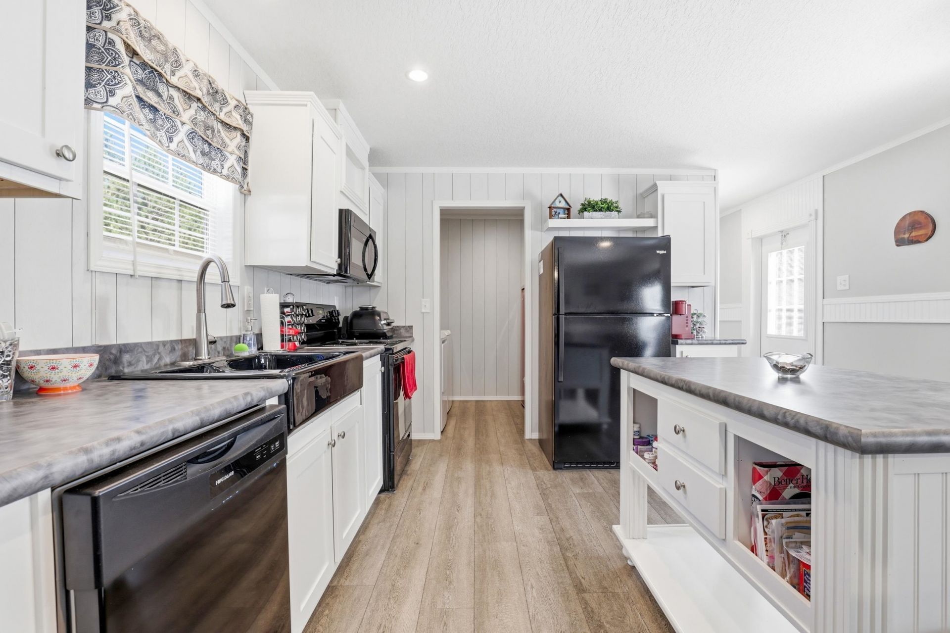 6349 Olga Ln.  Photo 7