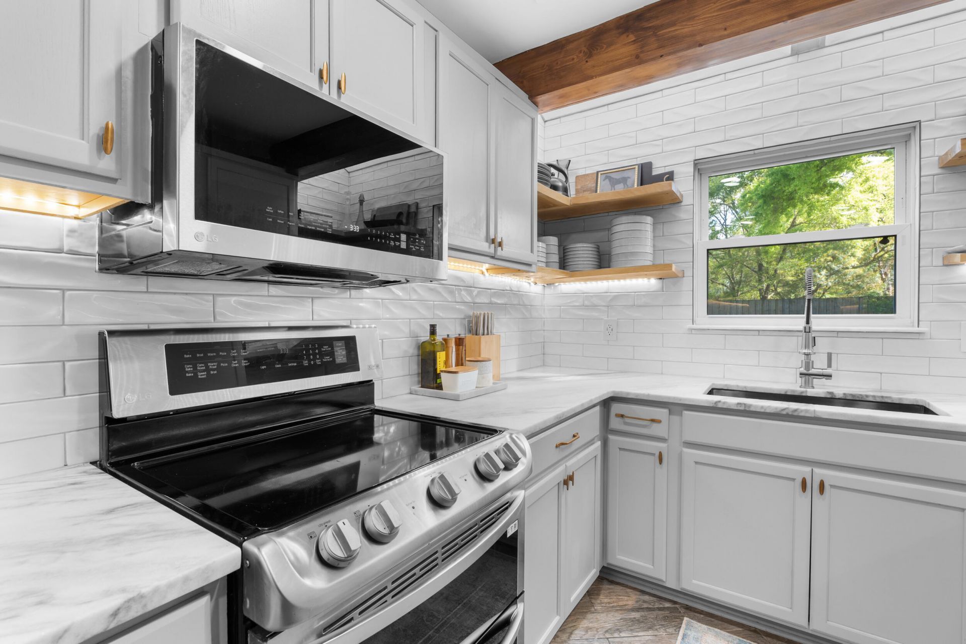 102 Tea Olive Court Photo 17