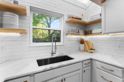 102 Tea Olive Court photo 4