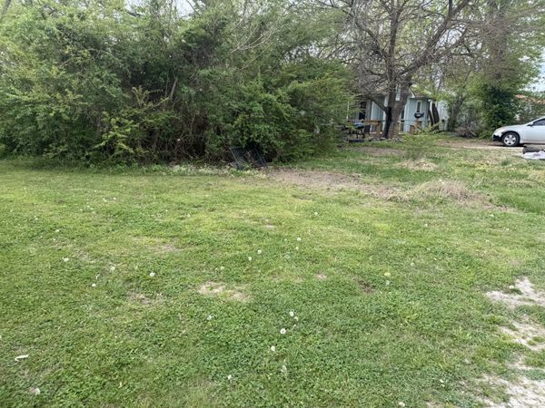 418 N Oak St , Hohenwald, TN 38462