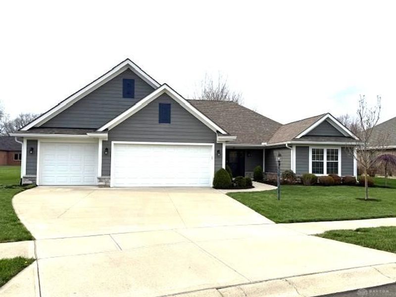 1978 Lakeview Drive, Xenia, OH 45385 Photo 1