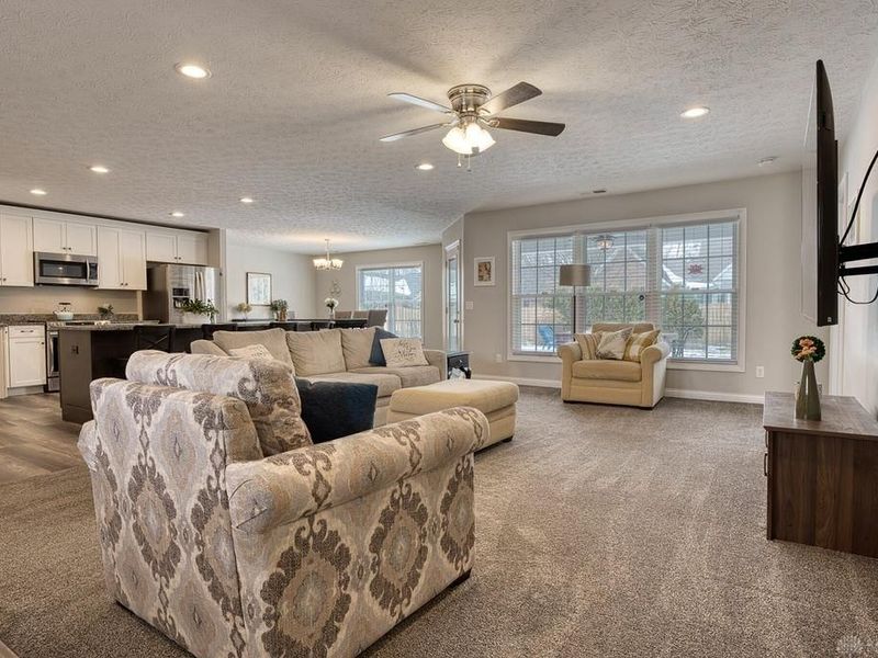 1978 Lakeview Drive, Xenia, OH 45385 Photo 12