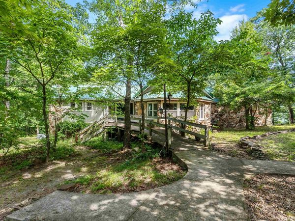 1444 Forest Home LN, Mountain View, AR 72519