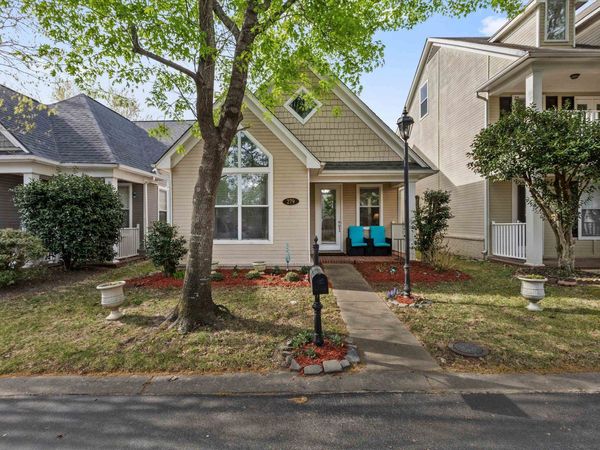 279 ISLAND VILLAGE DR, Memphis, TN 38103