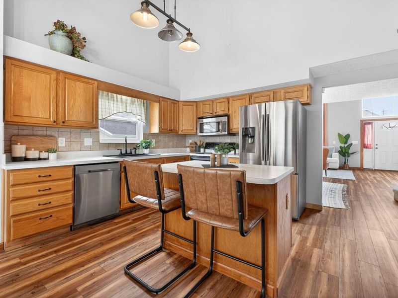 1106 Rousseau Lane, Galloway, OH 43119 Photo 12