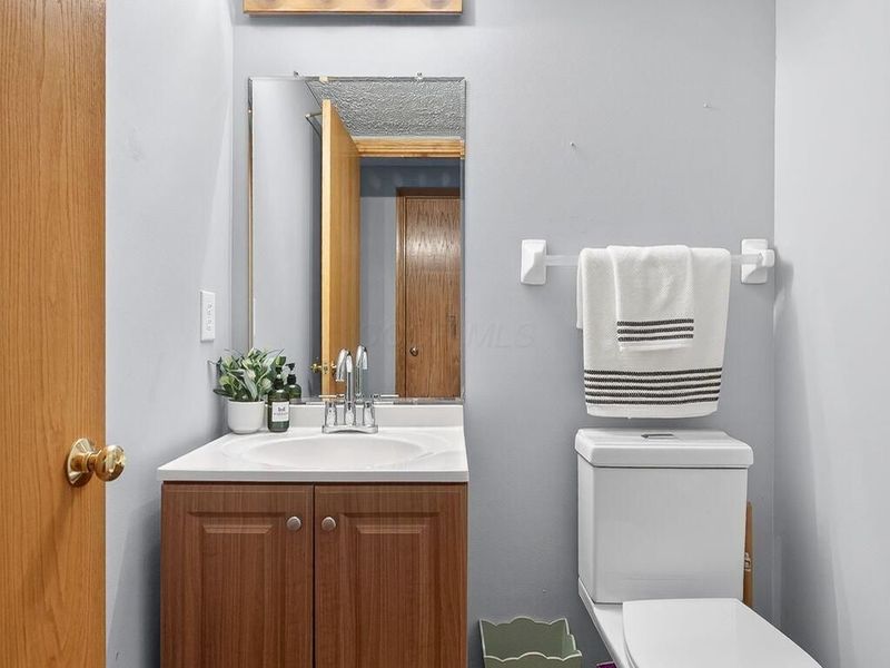 1106 Rousseau Lane, Galloway, OH 43119 Photo 18