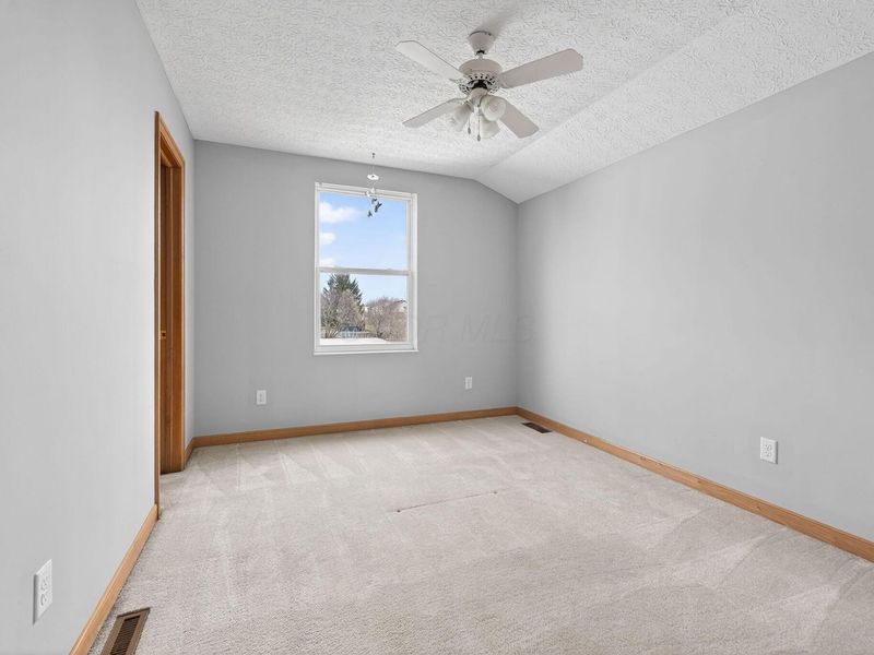 1106 Rousseau Lane, Galloway, OH 43119 Photo 21