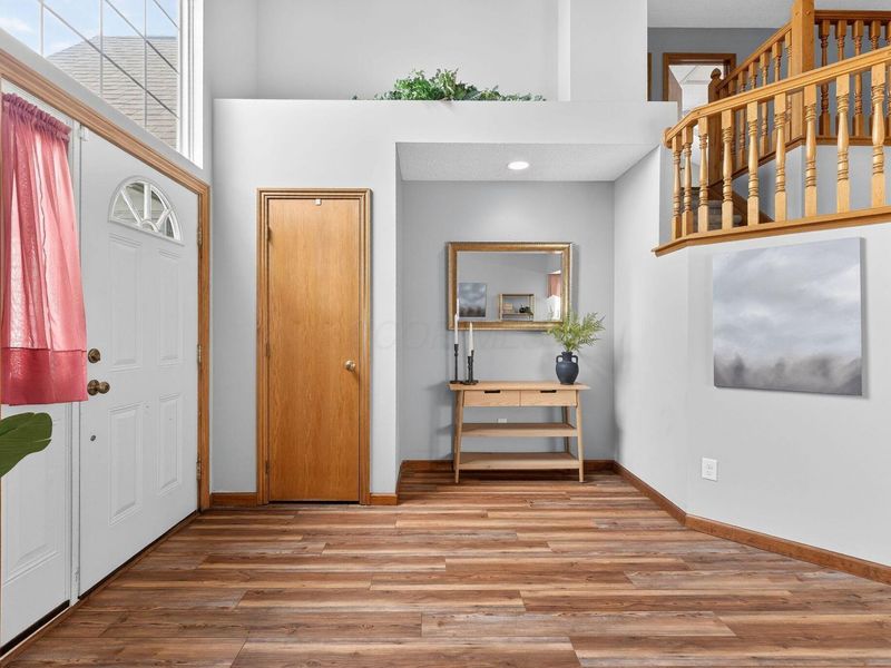 1106 Rousseau Lane, Galloway, OH 43119 Photo 5