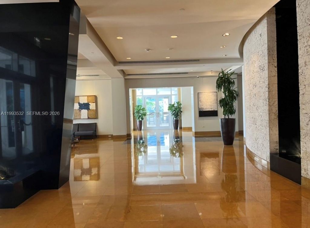 801 Brickell Key Blvd , Unit 806, Miami, FL 33131 Photo