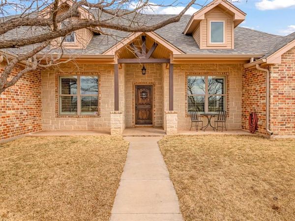 146 Mesquite Ridge Lane, Lawn, TX 79530