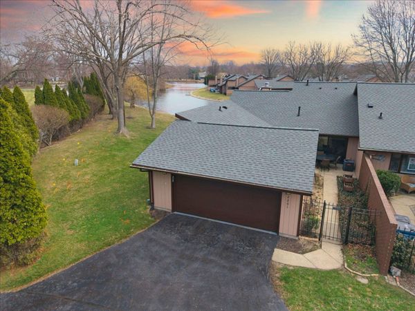 2201 Bayview Drive , Michigan City, IN 46360