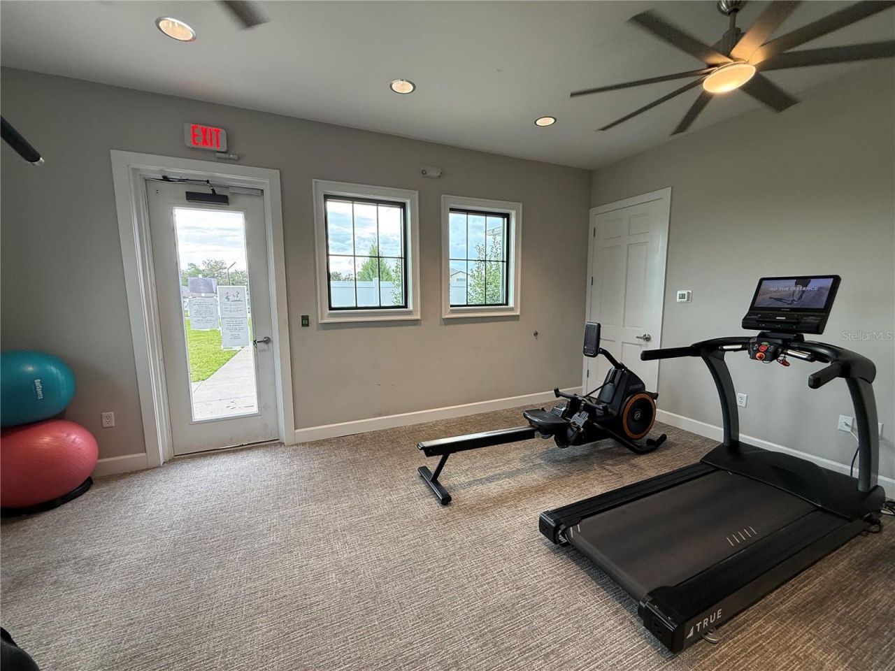 36370 Well Hill Way, Zephyrhills, FL 33541 Photo