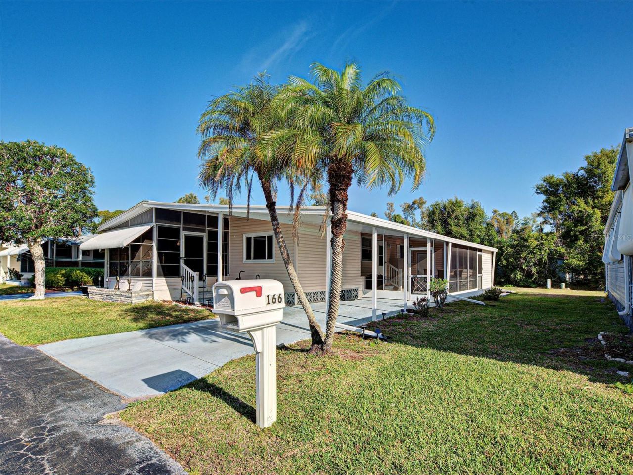 166 Edgewood Drive, Osprey, FL 34229 Photo