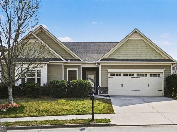 4611 Summer View Drive, Gainesville, GA 30504