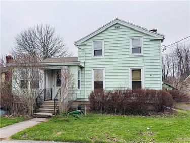 207 S Clinton Street, Albion, NY 14411