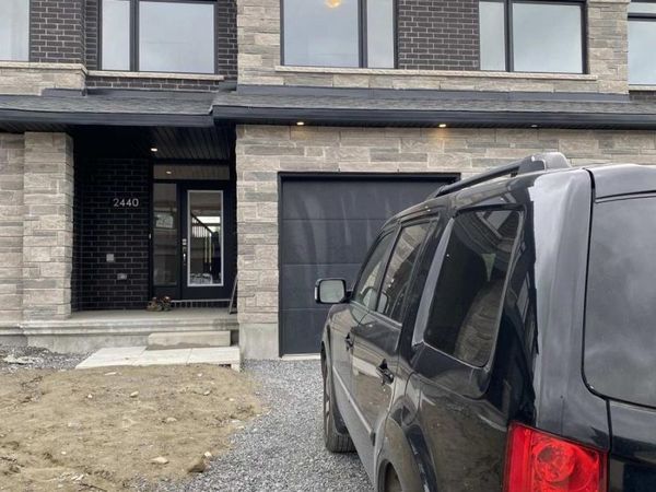 2440 Goldhawk Road, Ottawa, ON K2S2X7