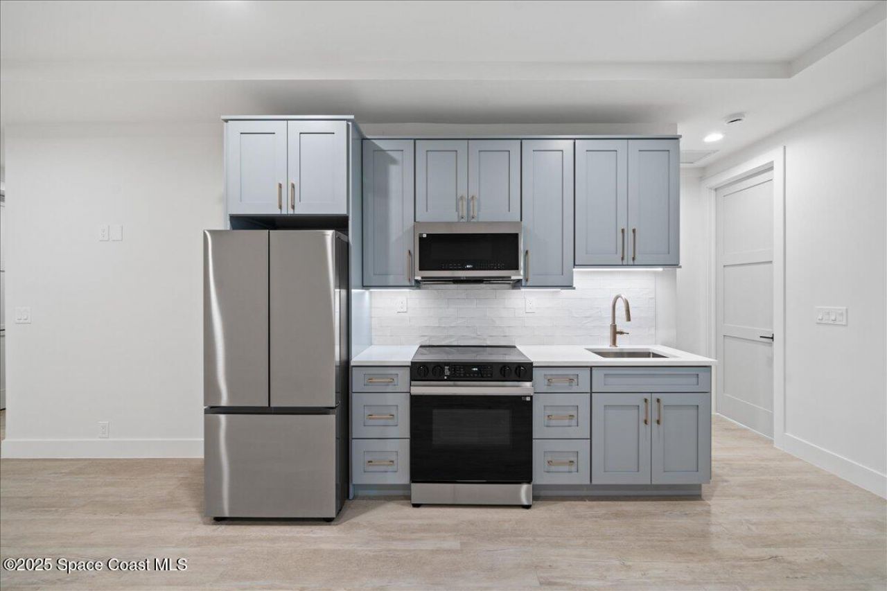 1004 Wave Crest Avenue , Indialantic, FL 32903 Photo