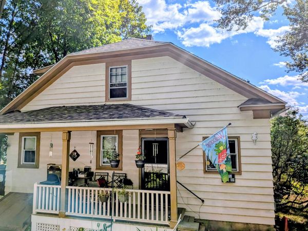 61 Pershing, Seymour, CT 06483