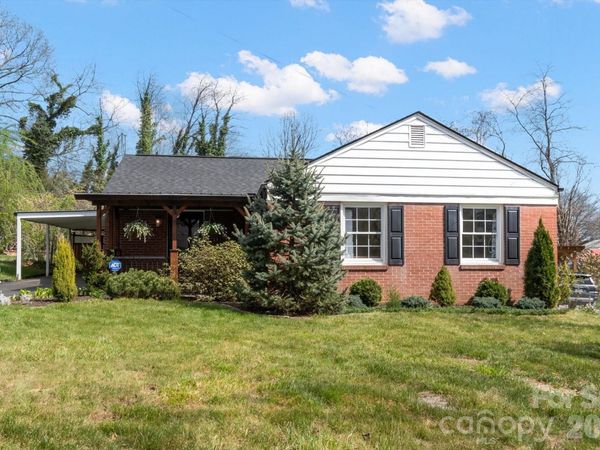 7 Wilshire Drive, Asheville, NC 28806