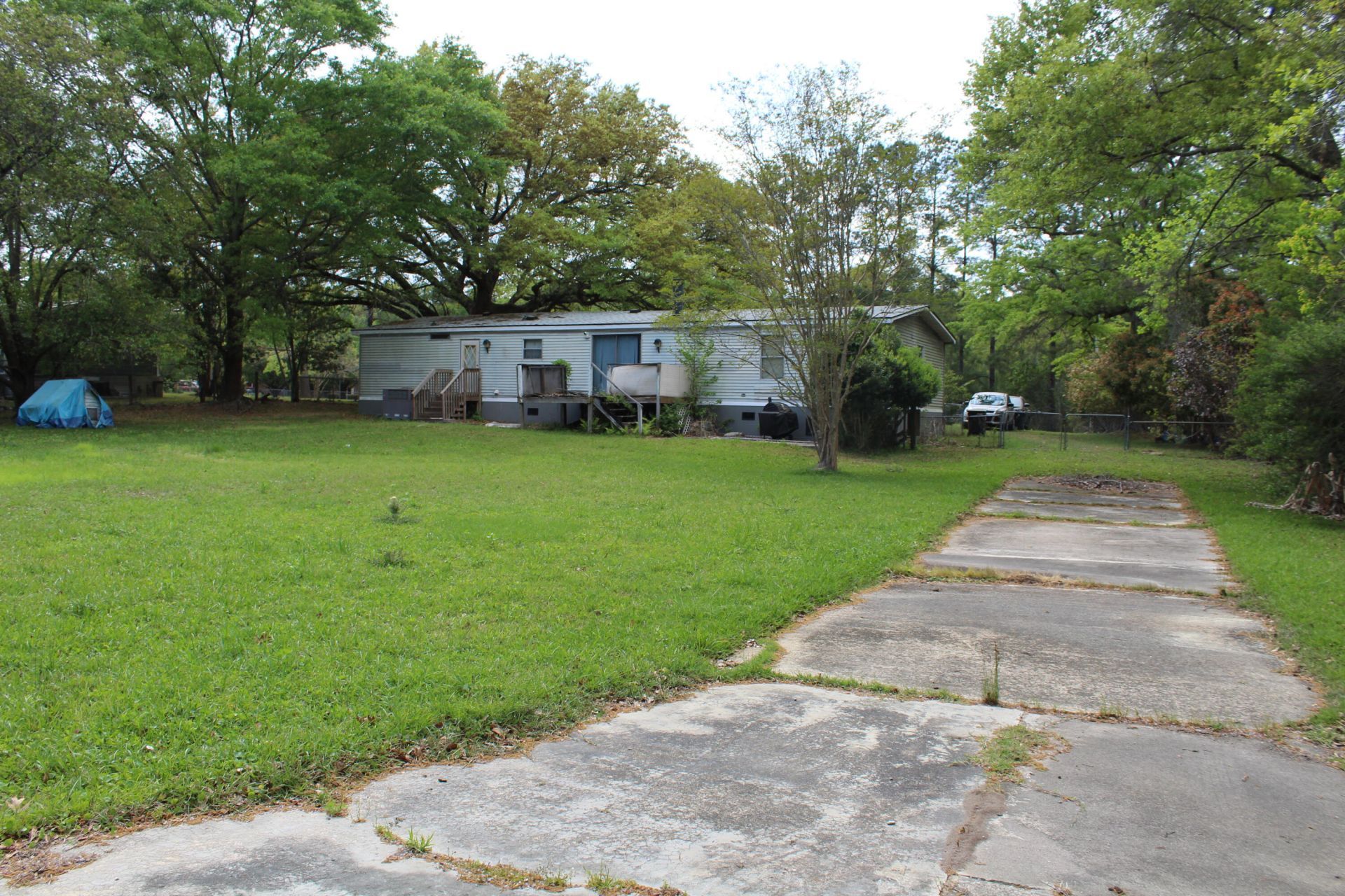 256 Newell Drive Photo 4