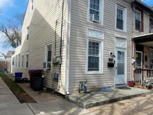 574 BATH STREET , BRISTOL, PA 19007