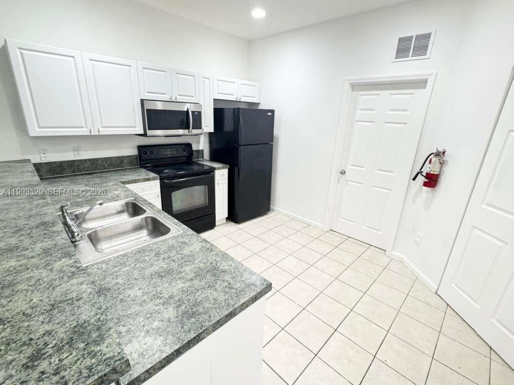 1953 Freeport Ln, Unit 1953, Riviera Beach, FL 33404 Photo