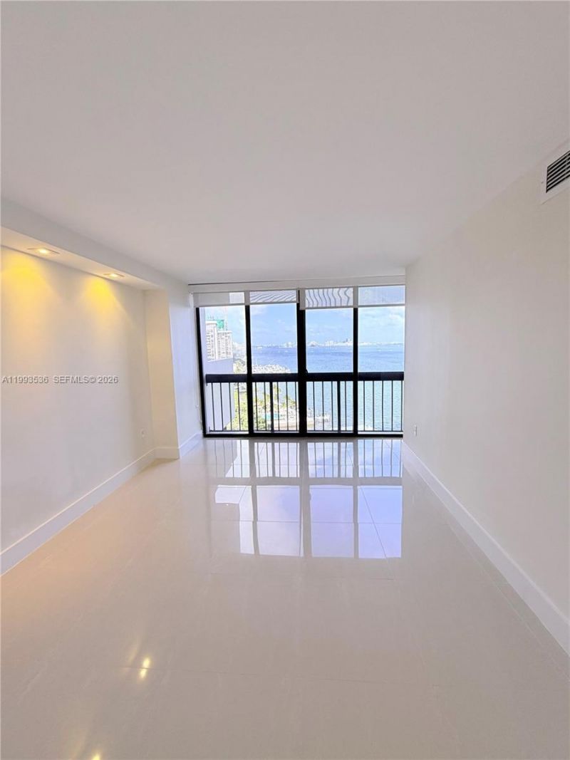 2333 Brickell Ave, Unit 1407, Miami, FL 33129 Photo