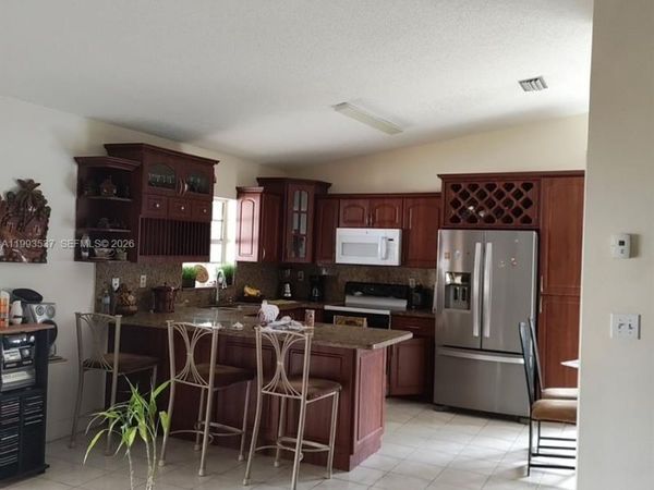 14482 SW 97th St , Miami, FL 33186