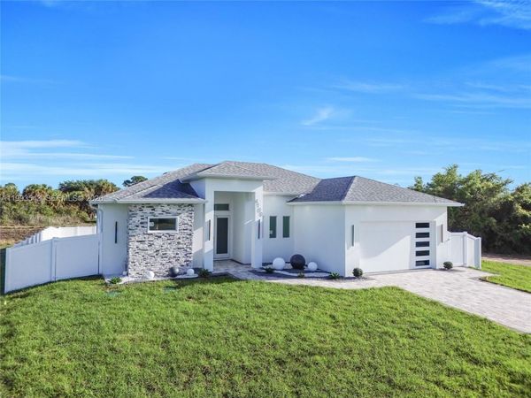 4100 15TH ST SW , Lehigh Acres, FL 33976