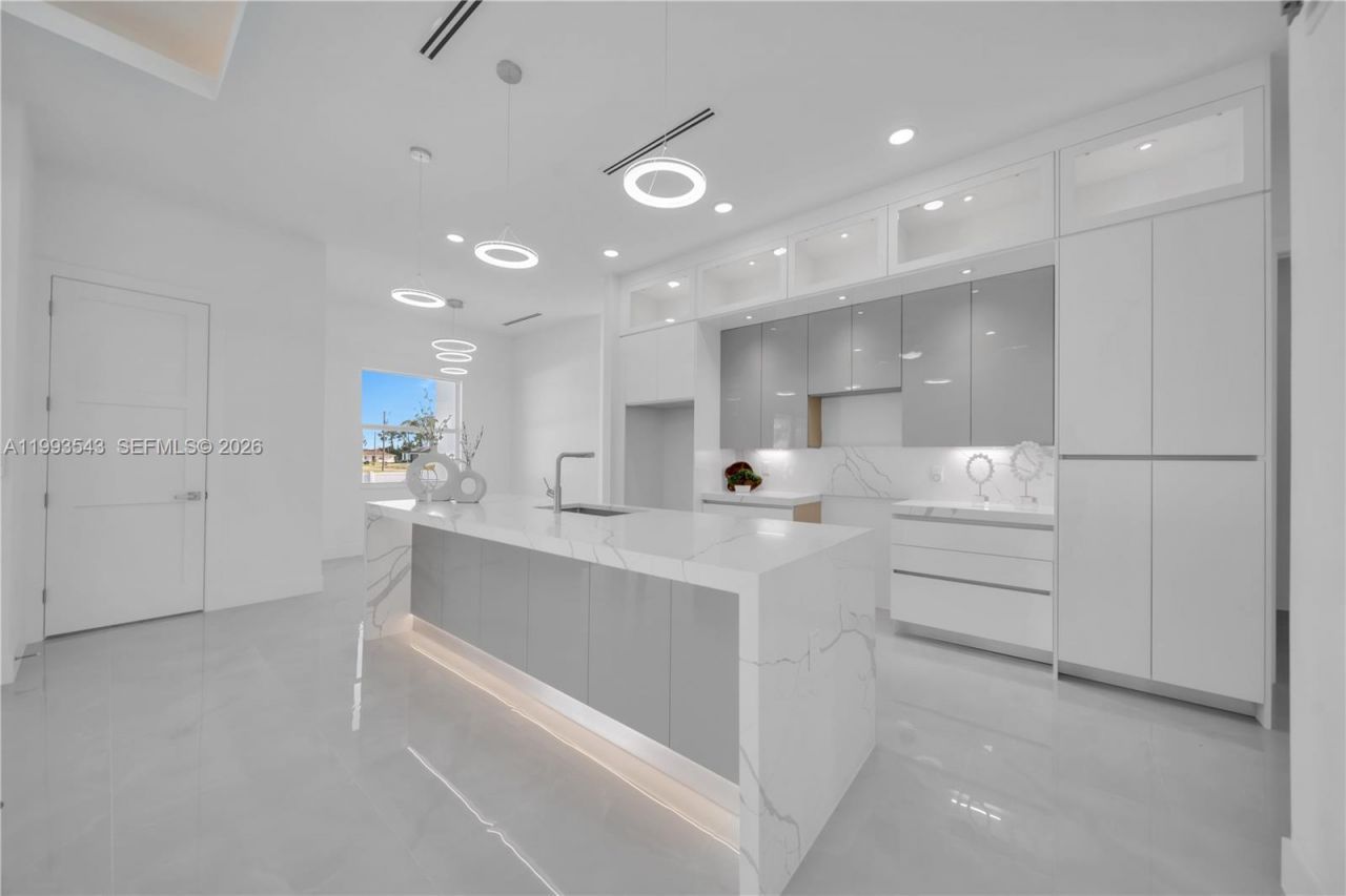 4100 15th St SW , Lehigh Acres, FL 33976 Photo