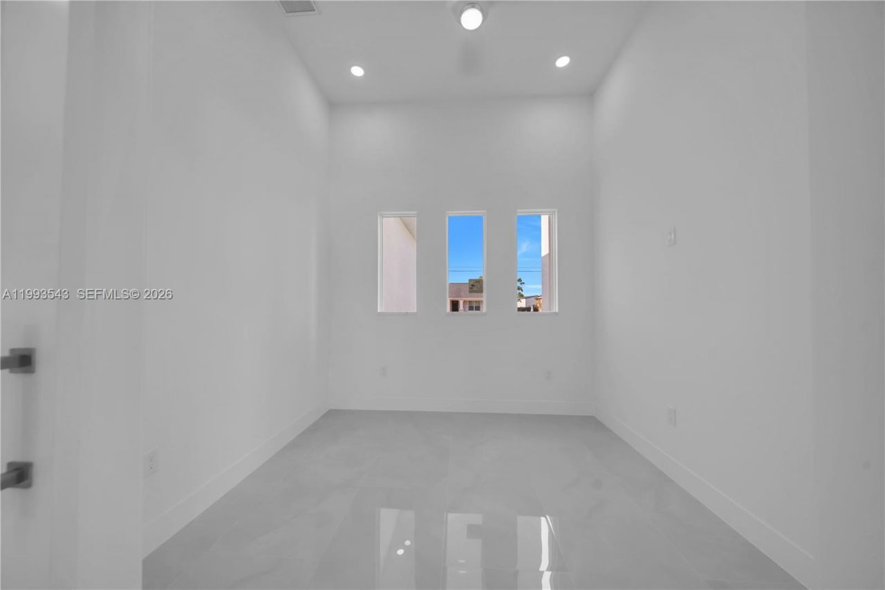 4100 15th St SW , Lehigh Acres, FL 33976 Photo