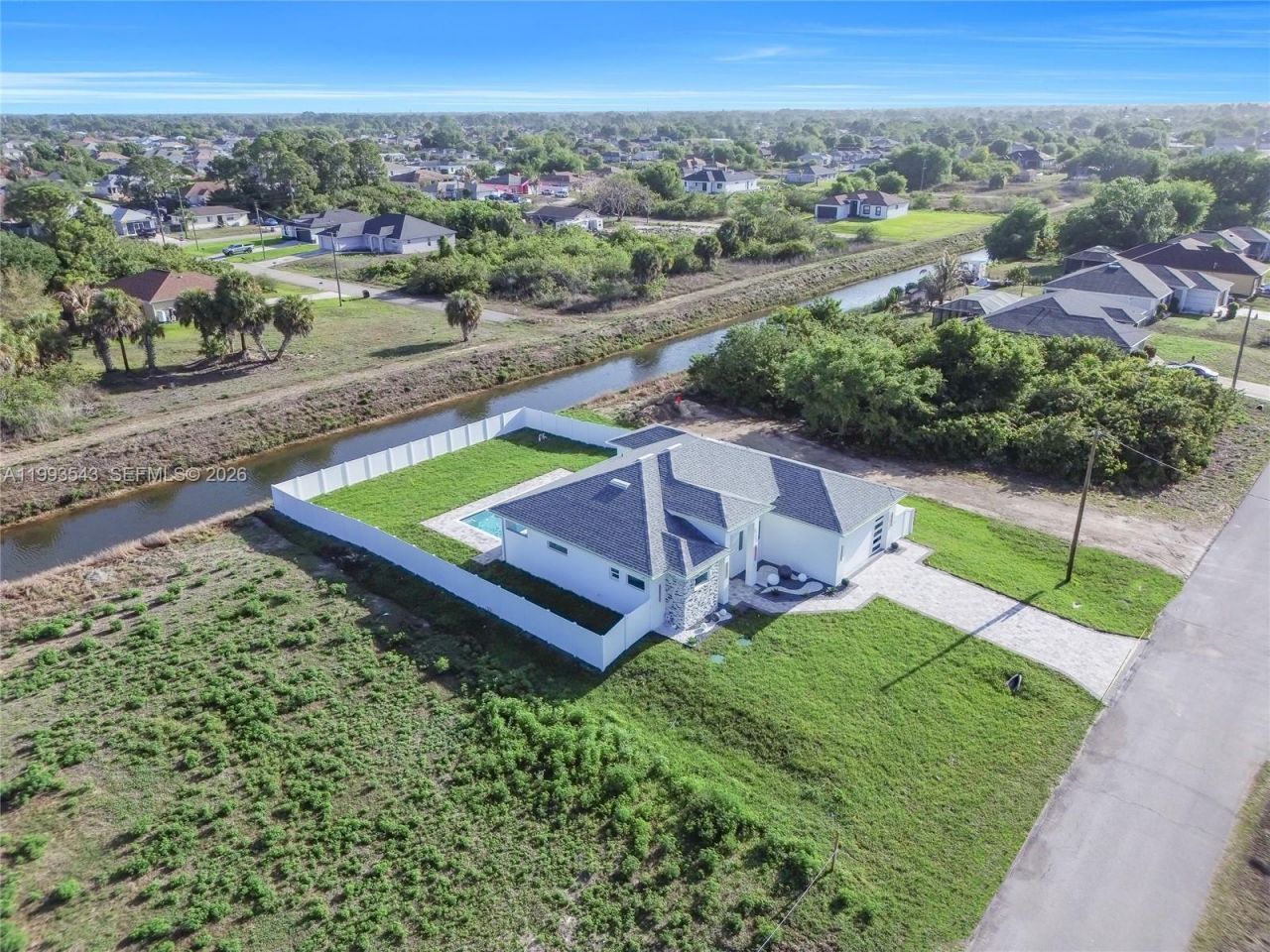 4100 15th St SW , Lehigh Acres, FL 33976 Photo